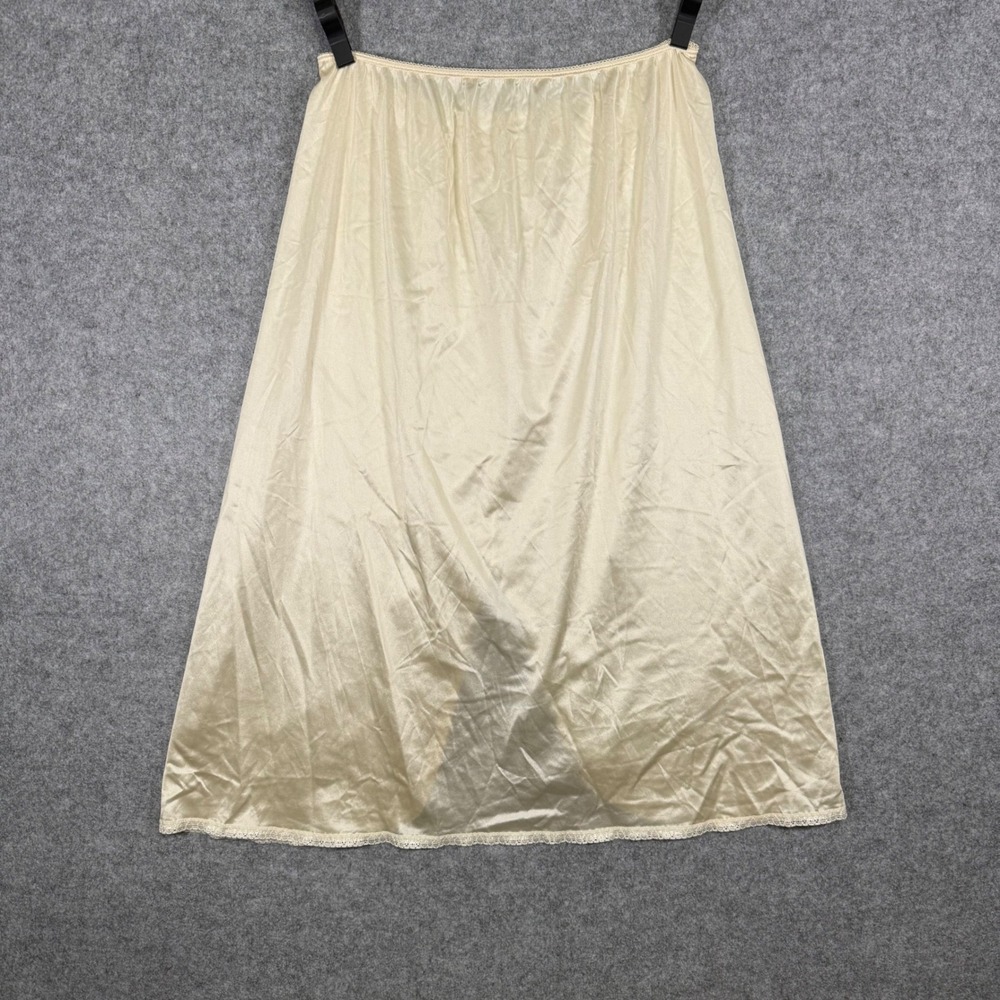 Bali Half Slip Womens XL Beige Vintage Lace Trim Antron III Nylon 4567214